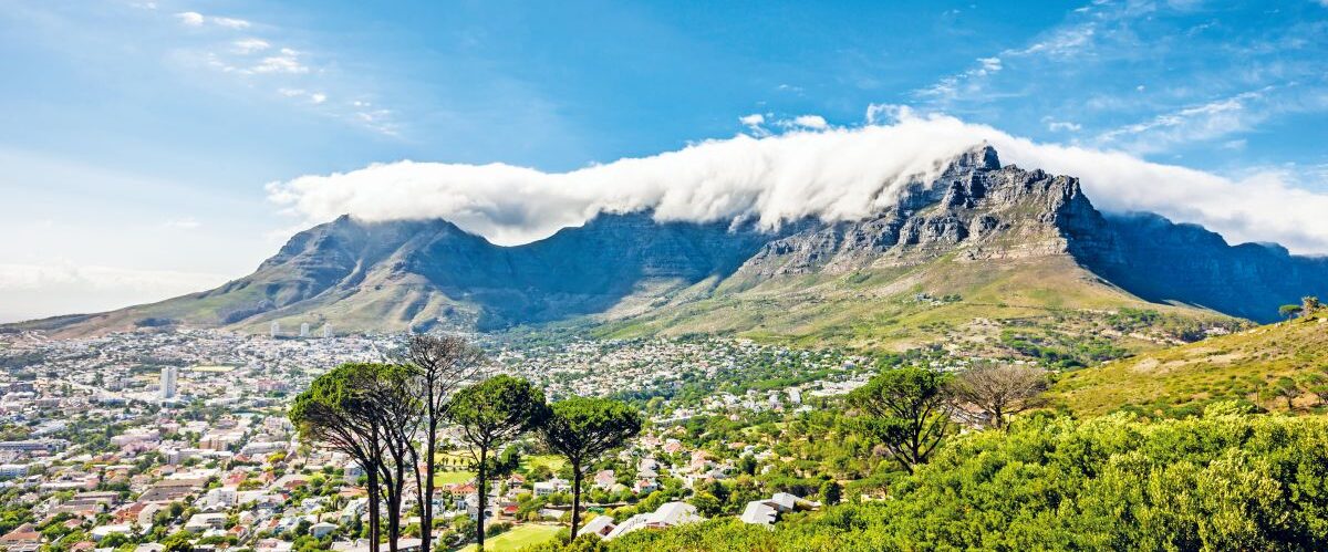 Cape Town City under Table Mountains