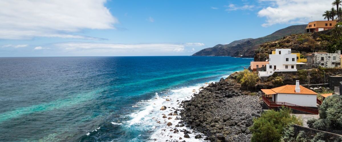 La Palma, Santa Cruz_685951186_© SpaceKris (shutterstock.de)