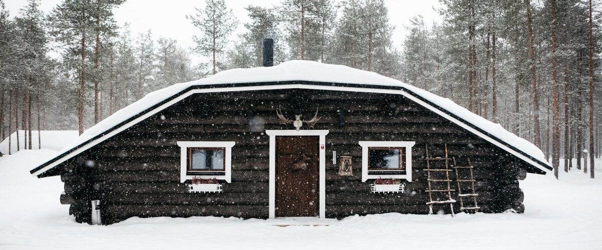 Lapland Husky Safaris Rovaniemi Kammi Hut_© Lapland Hotels & Safaris