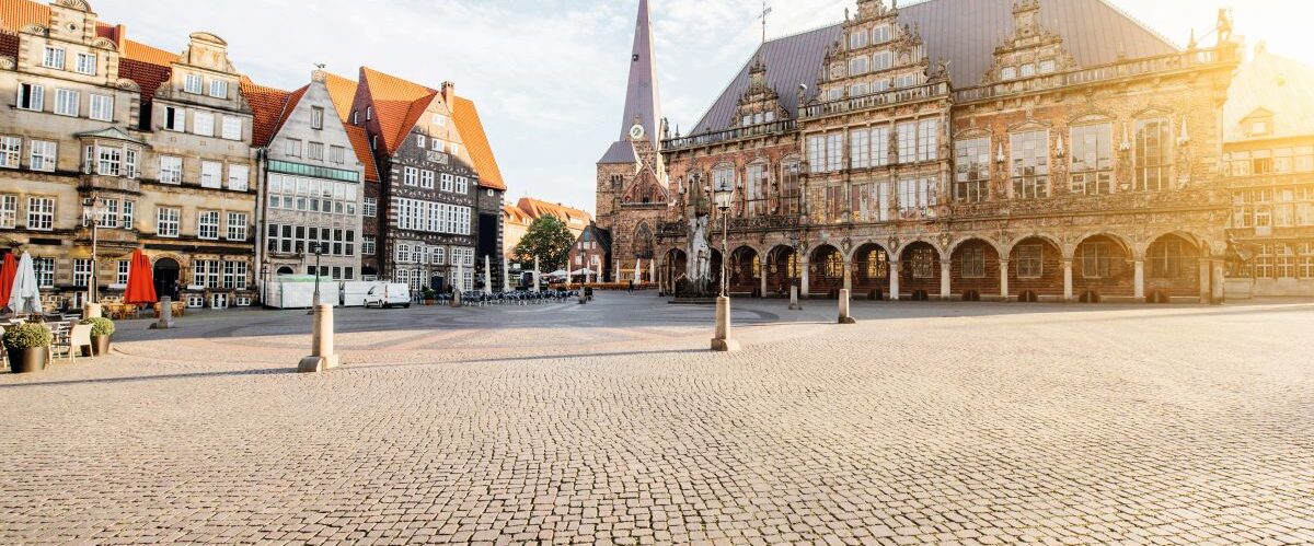 View,On,The,Market,Square,With,City,Hall,,Old,Church